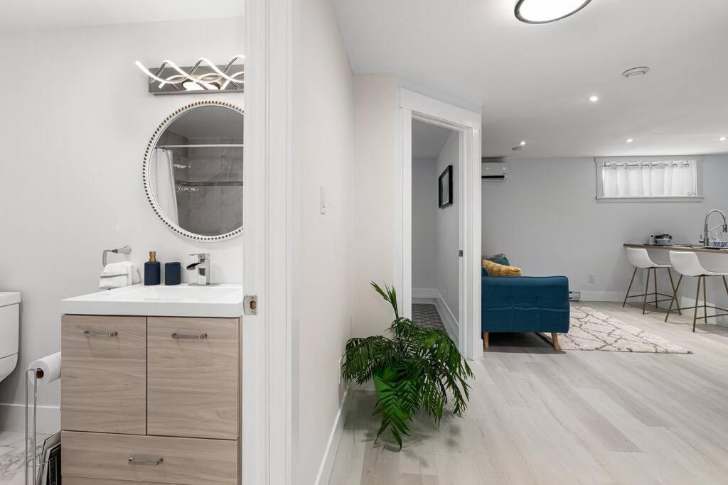 מונקטון Beautiful 1 Bedroom Apartment - Private Entrance מראה חיצוני תמונה