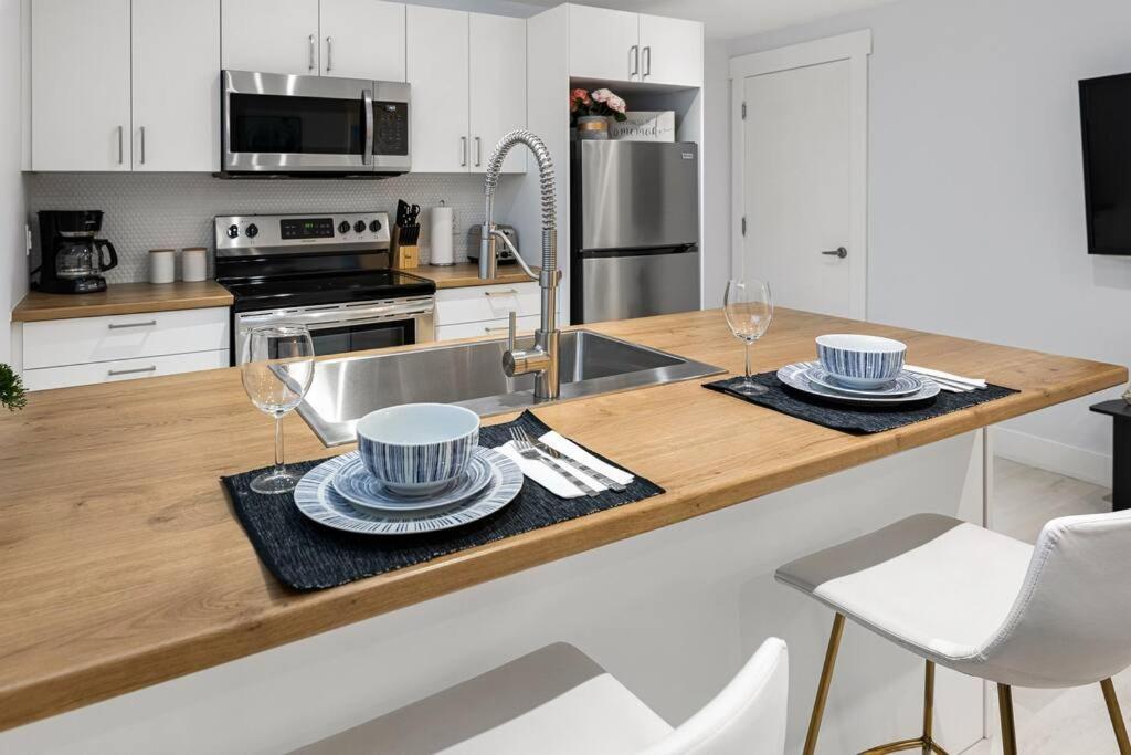מונקטון Beautiful 1 Bedroom Apartment - Private Entrance מראה חיצוני תמונה